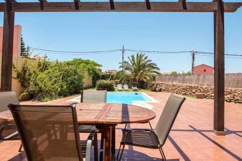  4 bedrooms villa with private pool enclosed garden and wifi at Casillas de Morales in Casillas de Morales