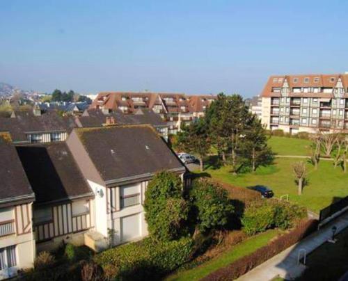 Apartment with 2 bedrooms in Villers sur Mer with wonderful sea view 150 m from the beach - image 5