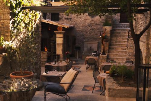 Hotel la Fete en Provence in Vaison-la-Romaine