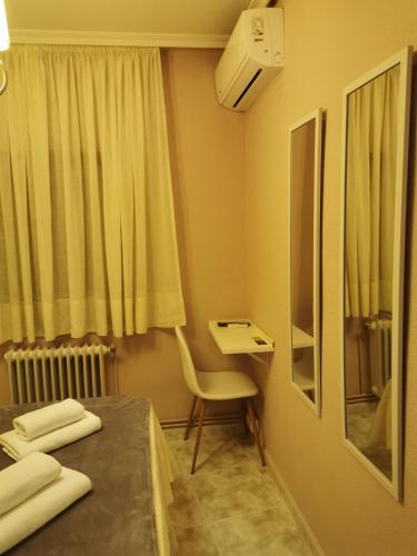  Aparta hotel Español in La Pueblanueva
