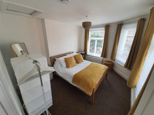 One Bedroom flat in Whitstable - image 9