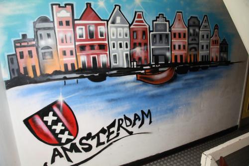 International Budget Hostel City Center - image 12