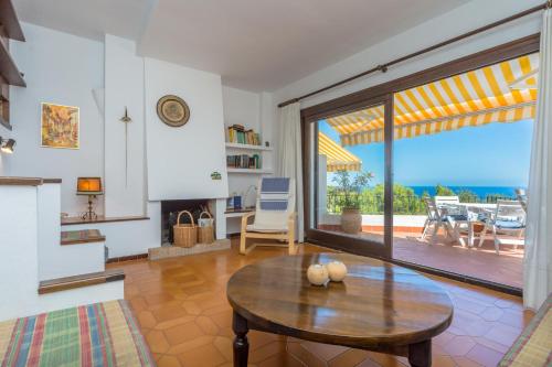 ST-35 BEGUR Sa TUNA 4 PAX
