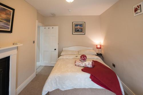 The Suite on The Diamond Donegal Town on the WAW - main image
