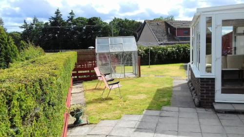 2 Bed home with private garden in the Highlands