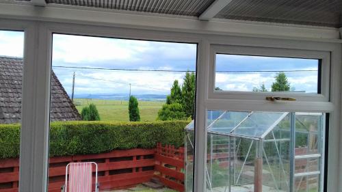 2 Bed home with private garden in the Highlands