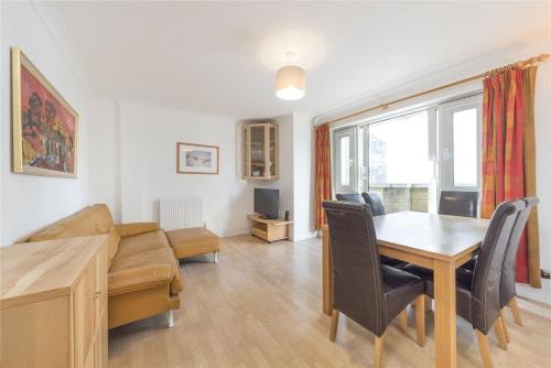 Quiet Elegant 2 Beds 2 Bath Trafalgar Square, Trafalgar Square, London