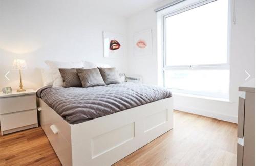 Lovely 2-bed Apartment In Salford, Salford, Greater Manchester