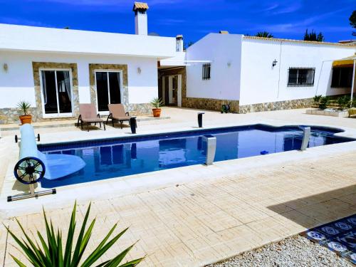 Beautiful 6 Bed Villa Fortuna split into 2 villas gîte à louer Las Casicas