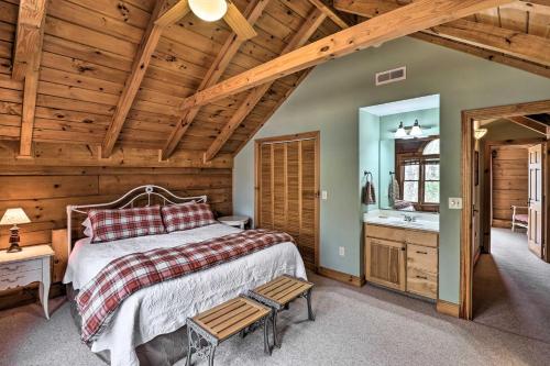 Private Sapphire Valley Resort Cabin with MTN Views!