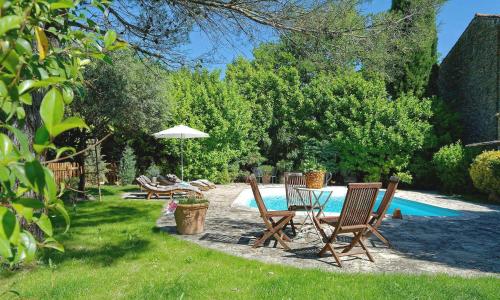 Peldbaseins, Mas du Clos de l'Escarrat in Jonquieres (Provence-Alpes-Cote d'Azur)