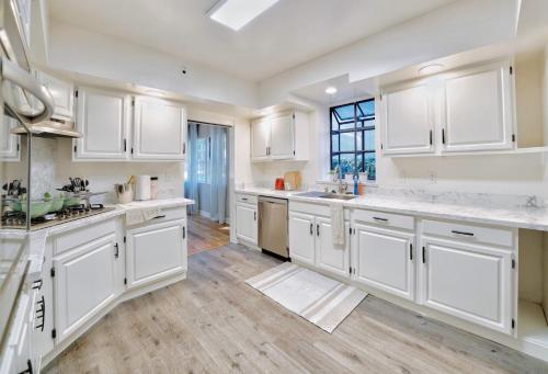 @ Marbella Lane - 3BR SFR 1Floor DTWN SJ Ldry