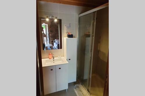 Casa de Férias V6 com piscina Casa de Férias V6 com piscina