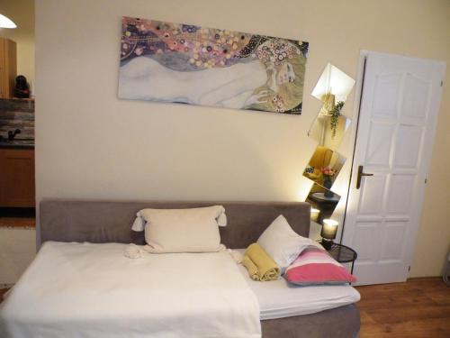 Heart of Pécs apartman free parking