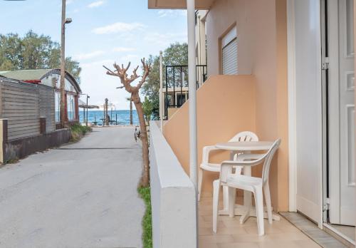 Balcony/terrace, Akti Galinis - Beachfront Hotel in Armeni