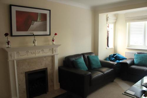 Burghfield - Beautiful Split Level 4 Bedroom House gîte à louer Silchester