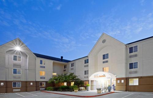 Sonesta Simply Suites Houston CityCentre I-10 West