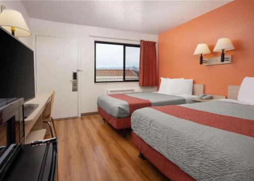 Motel 6 San Luis Obispo North – San Luis Obispo, CA