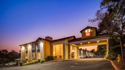 Best Western Plus Heritage Inn - Hotel - Benicia