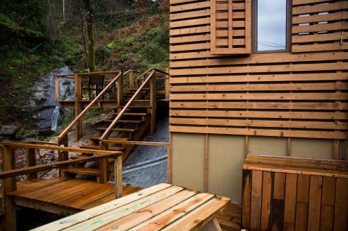 Brown House - image 8