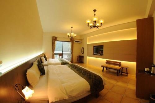 Lakeside 46 in Shoufeng Township