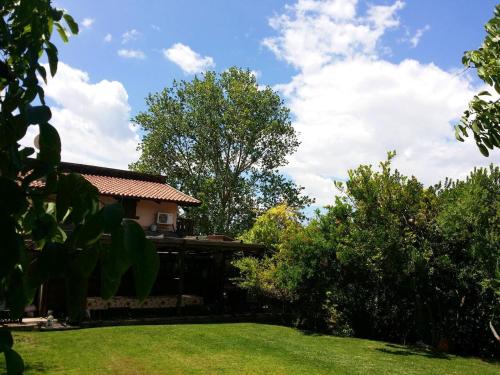 3 bedrooms house with private pool and enclosed garden at Ossi