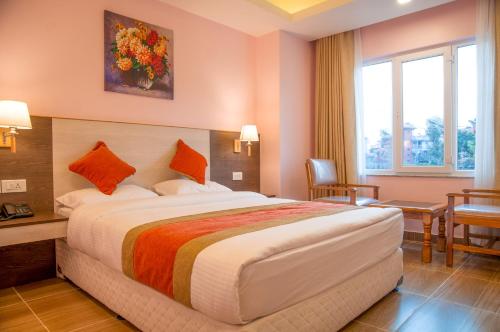 room detail thumbnail 0