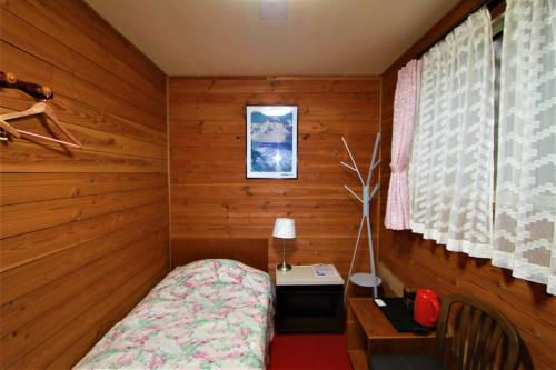 1 twin bed