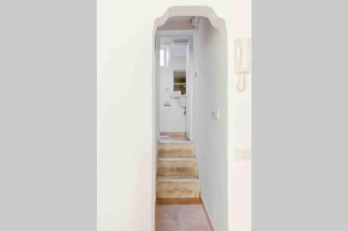 ELEGANT TRILUSSA APARTMENT, Рим (фото 3)