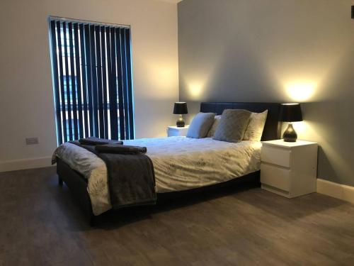Large Stylish City Centre Flat, , Angus and Dundee