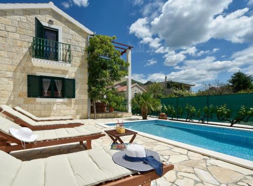 Villa Josip near Omiš , private pool