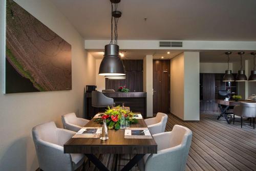 Best Western Premier Sofia Airport Hotel - image 13