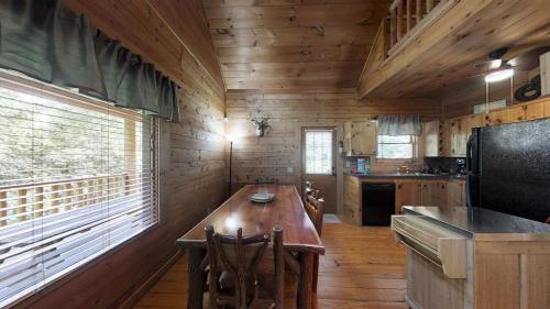 Mountain Journey Cabin - image 4