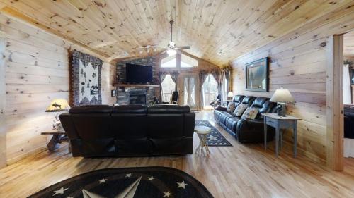 Southern Comfort Cabin - image 6