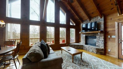 Many Happy Returns cabin - image 7