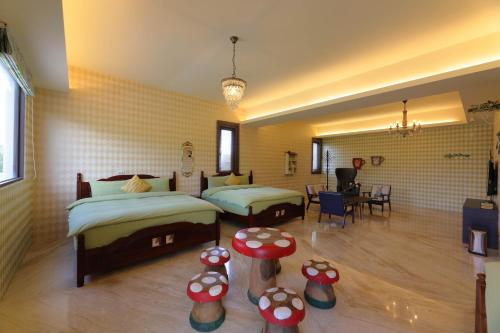 Deluxe Family Room room in Floral Land B&B