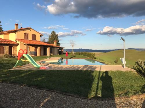 Borgo del Silenzio - Apartments with pool in Lajatico