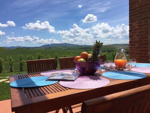 Borgo del Silenzio - Apartments with pool in Lajatico