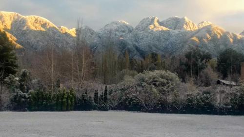 Entre montañas y rio, Cacheuta