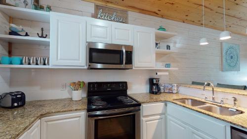 703 The Commons townhouse - image 7
