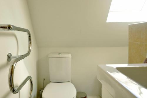 Coach House - image 3