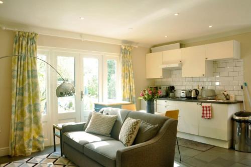Moseley - House - Sleeps 4 - Parking - Garden, Birmingham