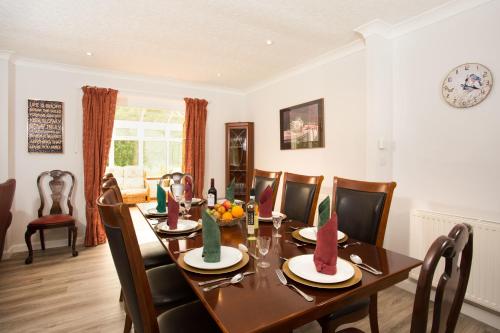 Juniper Hill Loch Achilty Juniper Hill Loch Achilty