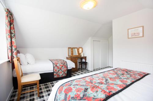 Juniper Hill Loch Achilty Juniper Hill Loch Achilty