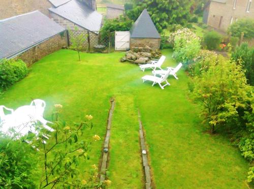 Maison de 3 chambres a Monthault avec jardin clos et WiFi gîte à louer Les Biards