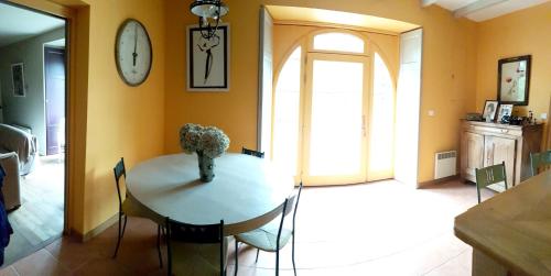 House with 3 bedrooms in Ploubazlanec with furnished garden and WiFi 2 km from the beach - image 6