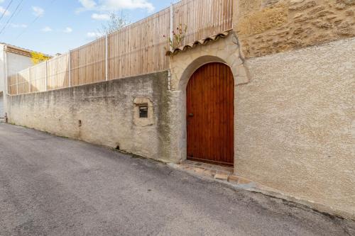 Maison d'une chambre avec jardin clos et wifi a Poussan