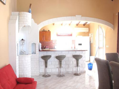 Kitchen, Spacieuse villa a Deshaies avec piscine privee in Bas Vent