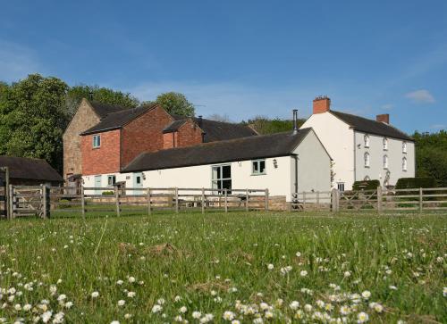 Barn Owl Lodge at Millfields Farm Cottages gîte à louer Hulland