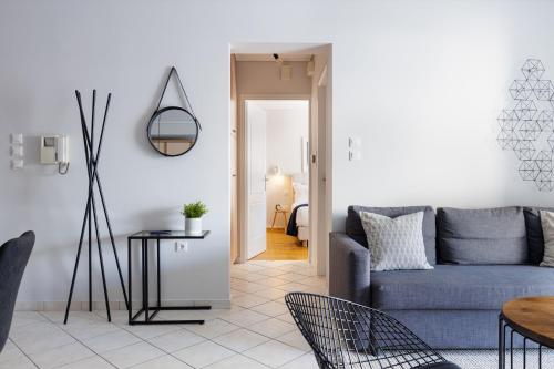 One-Bedroom Apartment image 9